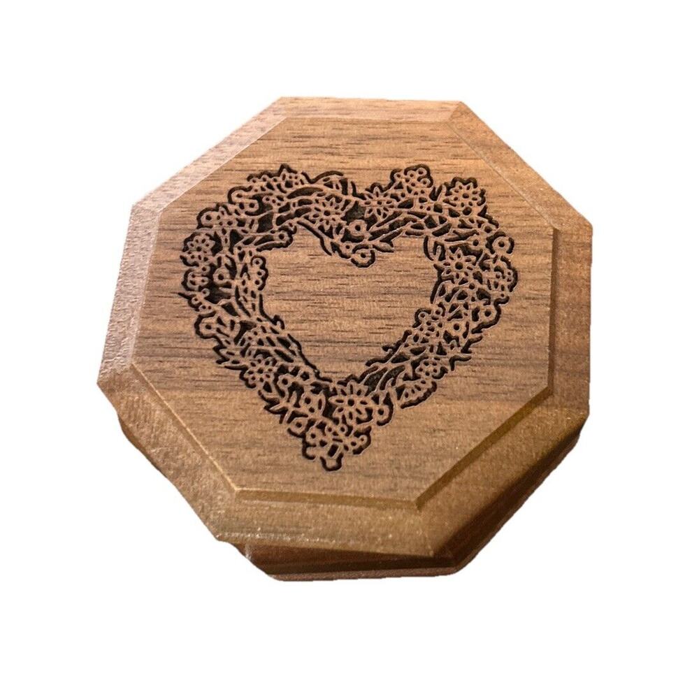 LASERCRAFT Santa Rosa California Heart Shaped Wooden Jewelry‎ Box VTG Small